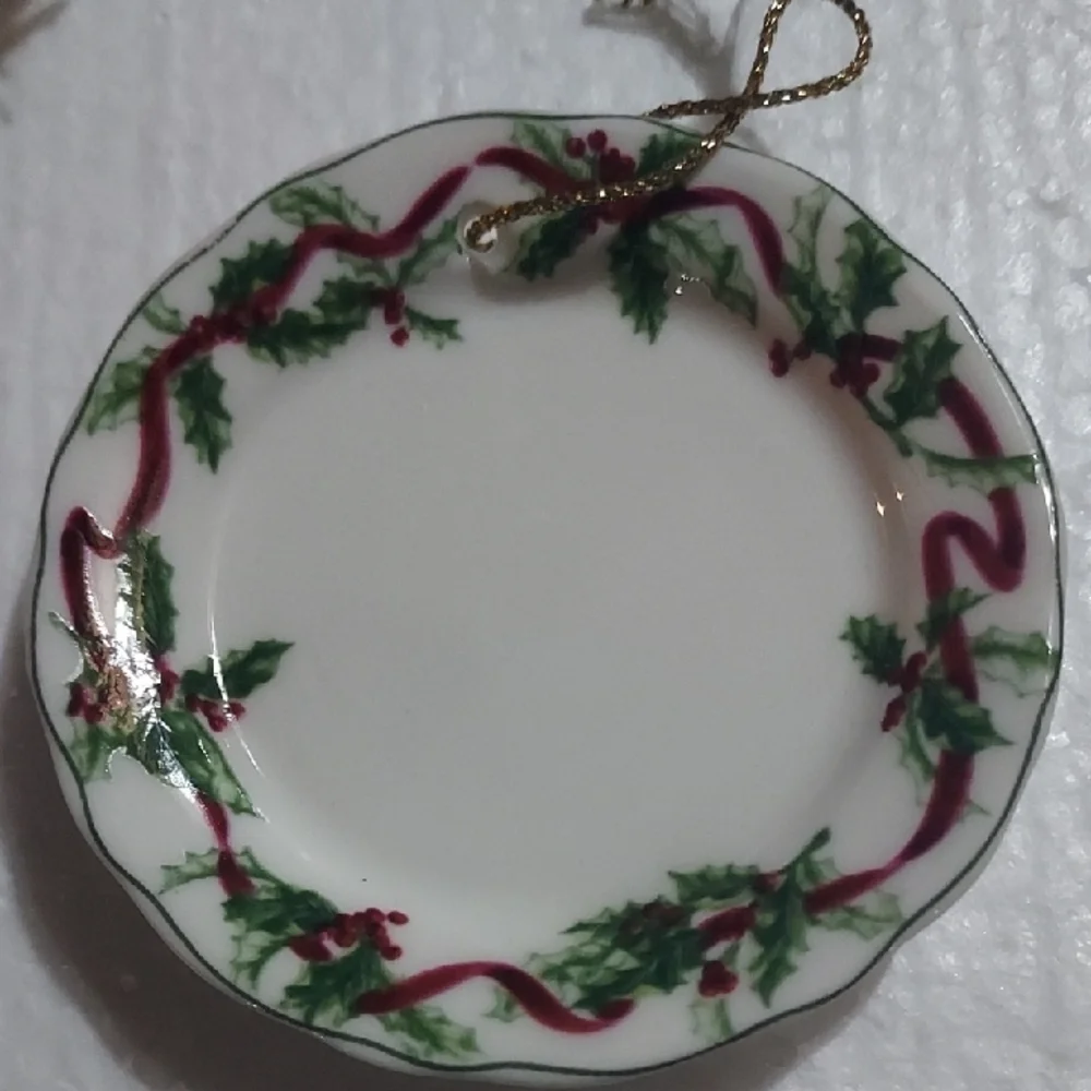 MINI Charter Club Winter Garland Tea Set - White and Purple